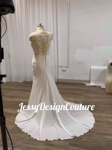 Sexy vestido de novia vestido de novia ajuste acampanado marfil sirena botones a medida - Vídeo 1 de 1