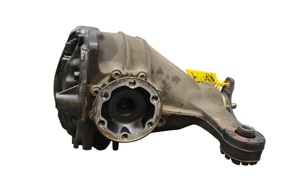 98-05 Lexus SC430 LS430 XF30 Rear Differential Carrier Assembly 4111030823 Oem - Image 4 of 4