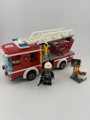 Lego City Set #60107 Fire Ladder Truck *Missing One Minifigure*