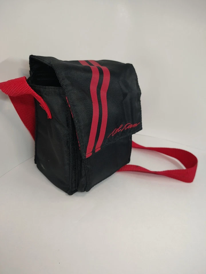 Polaroid Cool Cam 600 Camera Case Red & Black w/ Shoulder Strap & Front Pocket - Image 4 of 4