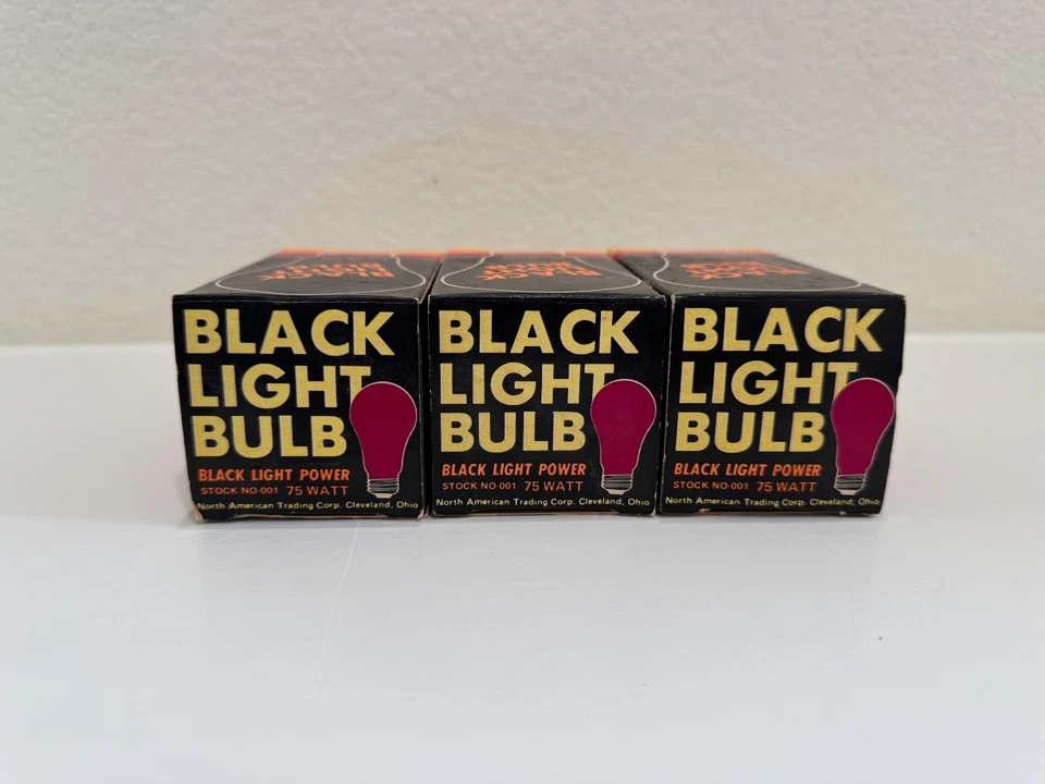 Vintage Black Light Bulb Lot (3) – 75W UV Bulbs in Original Boxes - Image 3 of 4