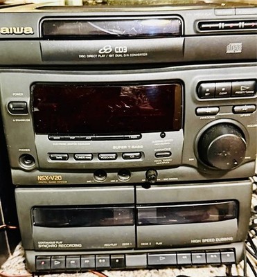 Aiwa NSX-V20 AM/FM Stereo Dual Cassette 3pc CD Changer Bookshelf