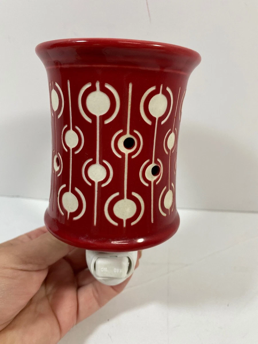 Wall candle warmer top