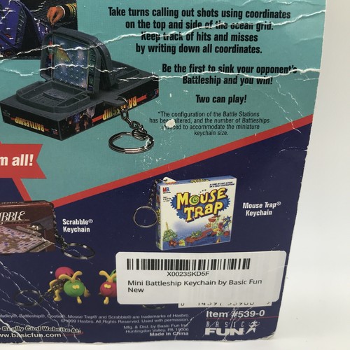 1999 Battleship by Hasbro - Mini Keychain Board Game - Basic Fun - Sealed Pkg - Picture 8 of 14