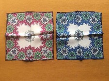 2x neue Vintage 100% Seide Damen Taschent&uuml;cher Einsteckt&uuml;cher, blau gr&uuml;n gebl&uuml;mt