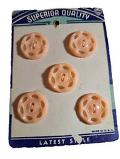 Superior Quality Buttons 5 Pink Reticulated 3/4 in on Card