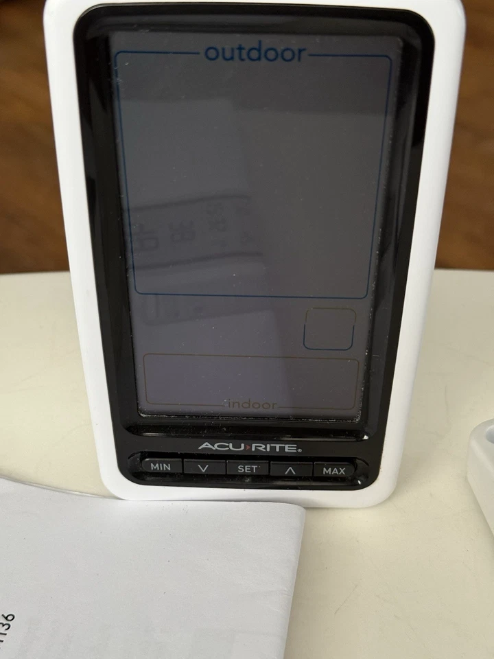 AcuRite Indoor/Outdoor Wireless Weather Thermometer with Humidity Clock *USED* - Image 3 of 4