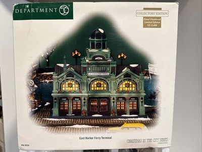Dept 56 CIC East Harbor Ferry Terminal #59254 Colllectors  Edition EUC READ
