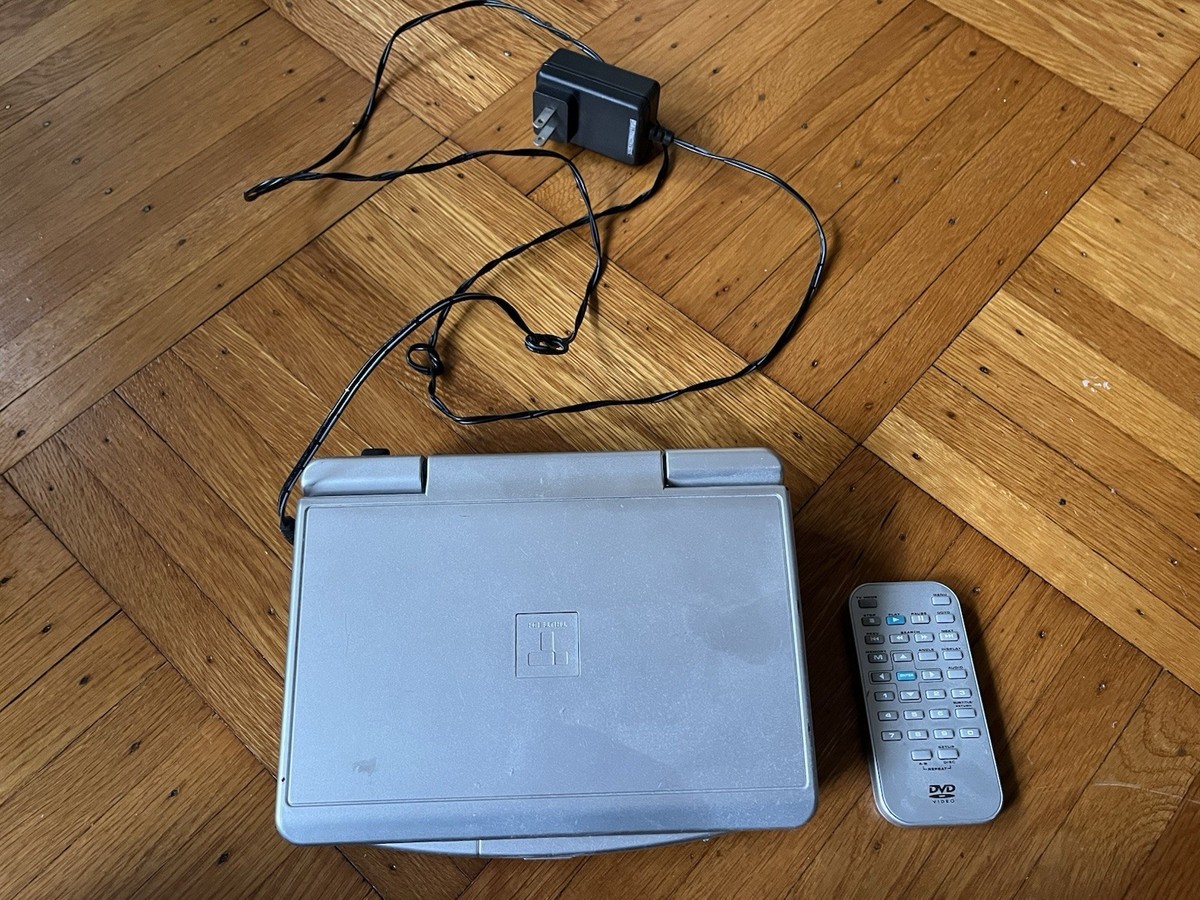 TruTech PVS12701 Portable DVD Player (7