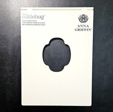 LAUREL EMBLEM FRAME Anna Griffin Embossing Folder Wreath Bow Card Making bb509