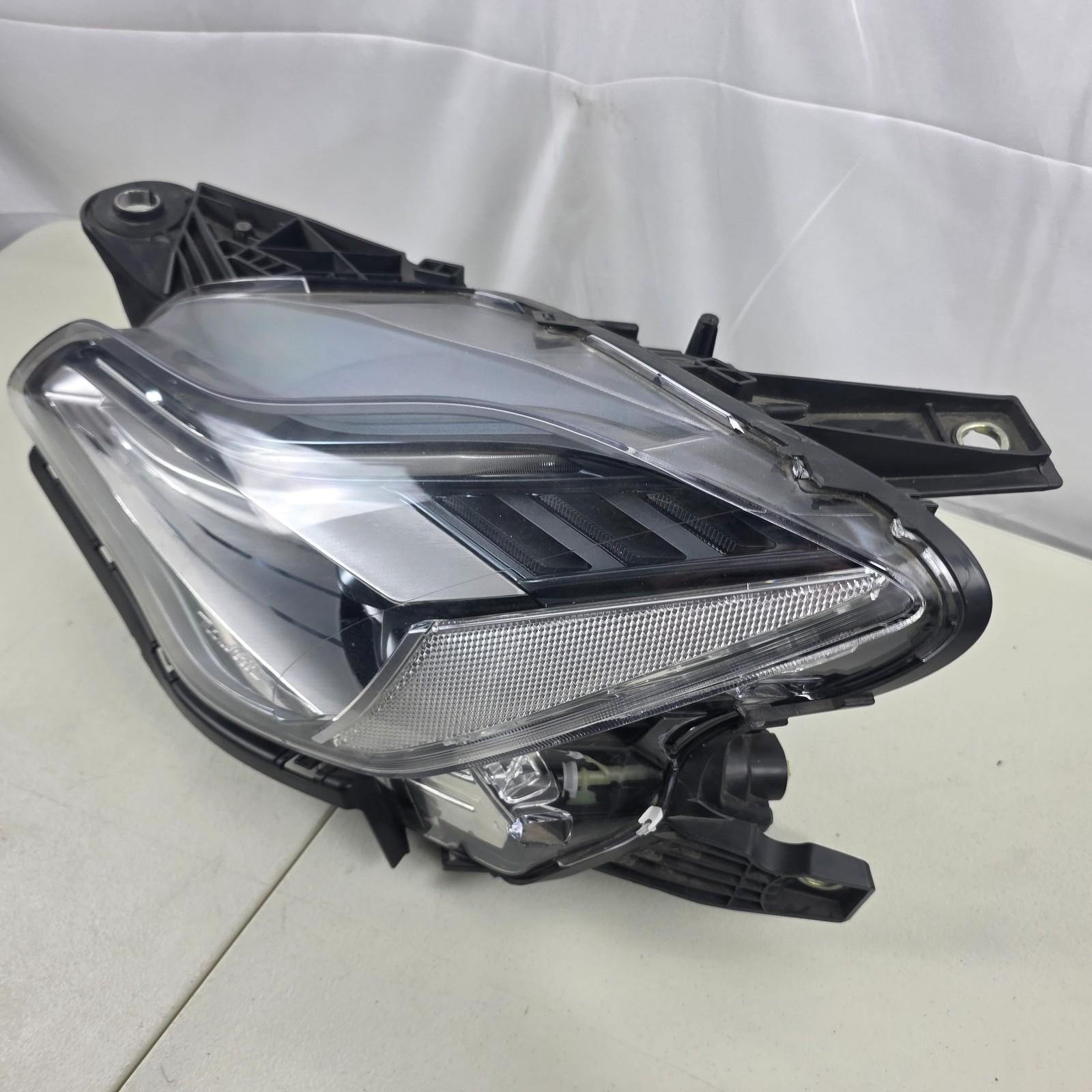 🚗 Maserati Quattroporte LEFT LED EURO HEADLIGHT GENUINE OEM 670100615