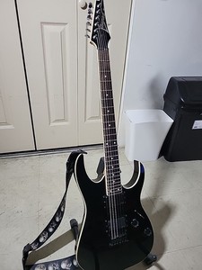 【手渡し限定】Ibanez RG7321 中古　自家塗装 手渡し限定】Ibanez RG7321 中古 自家塗装 B'z風 Ibanez RG7321 税込