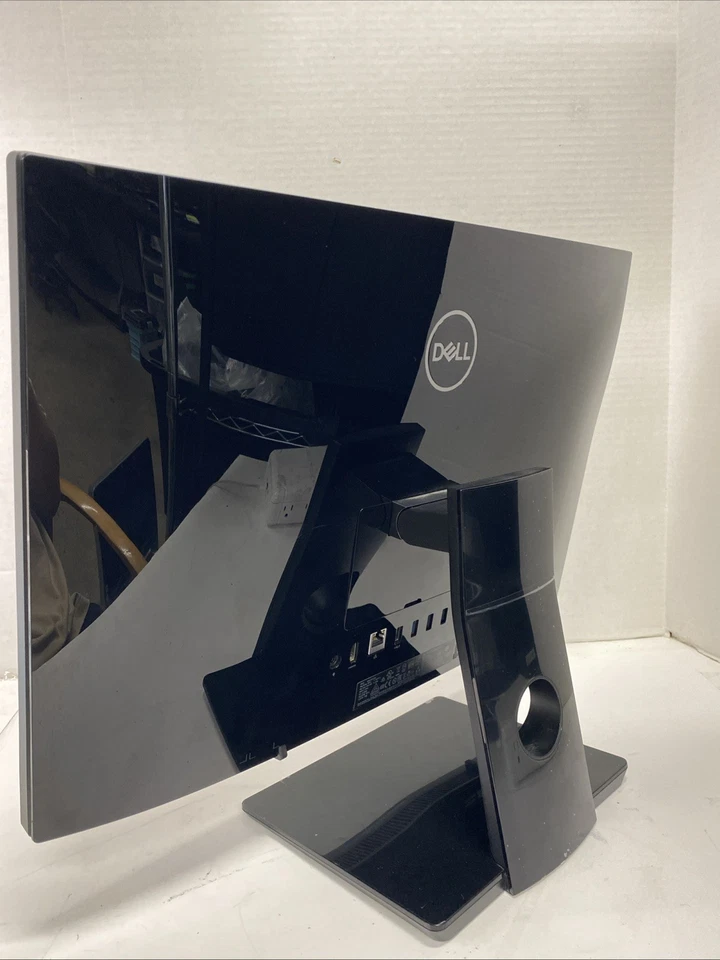 Dell Inspiron 3477 Aio 23.8'' Touch Screen i7-7500U 12 GB RAM 512 GB SSD/adapter - Image 4 of 4