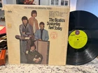 THE BEATLES Yesterday & Today  LIME GREEN LABEL VG+++/NM VINYL LP SHRINK WRAP