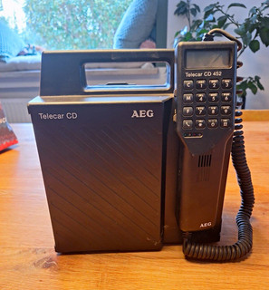 AEG Telecar CD 452 Autotelefon Mobiltelefon mit Hörer (Spiralkabel)