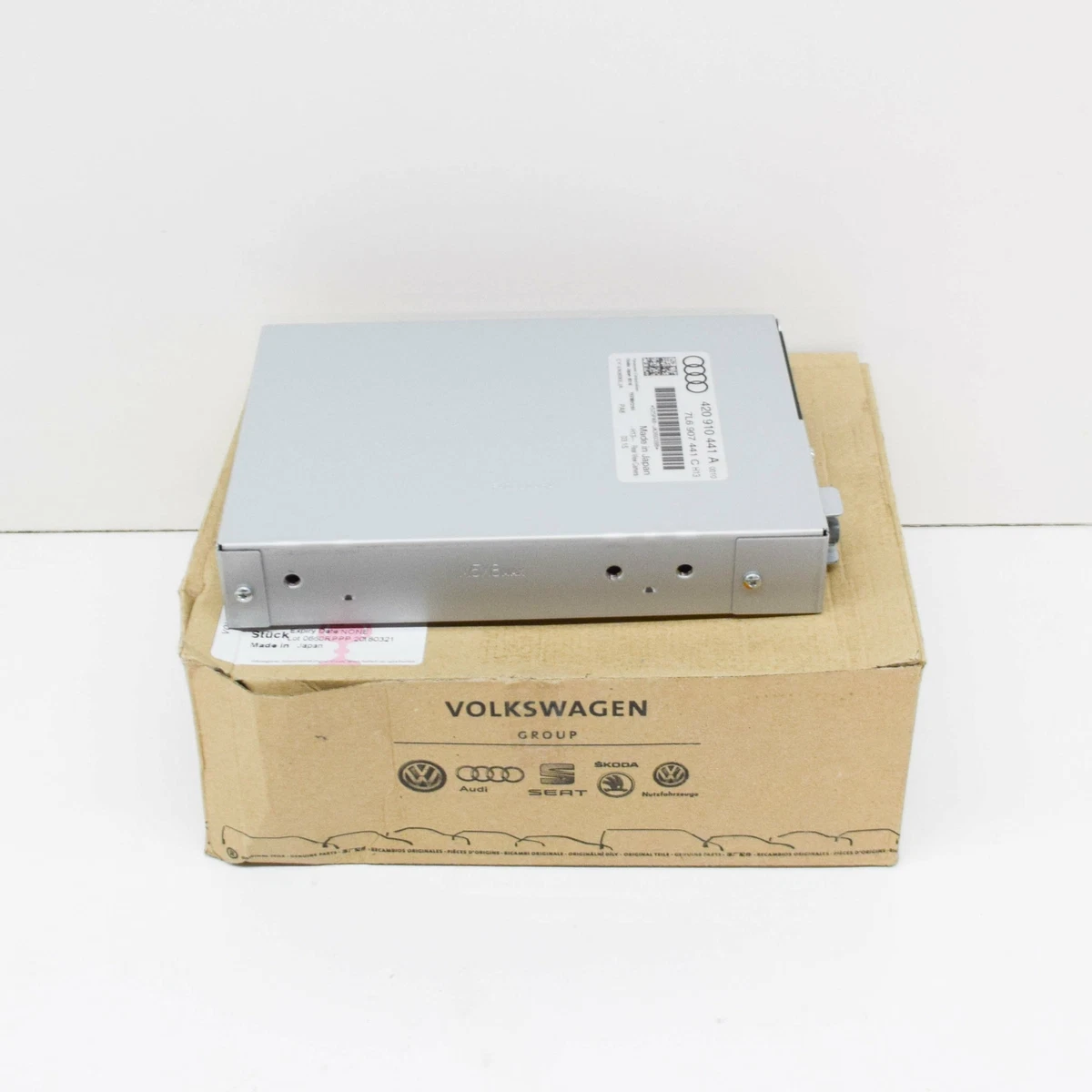 OEM AUDI R8 42 REVERSING CAMERA CONTROL UNIT WITH SOFTWARE  