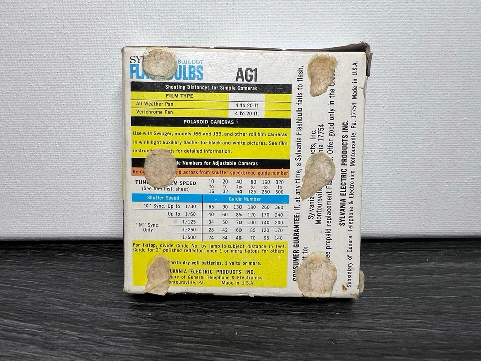 Paquete AG1 de 12 bombillas flash vintage Sylvania Blue Dot (claras) Foto 2 de 2