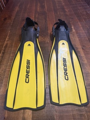 cressi pro light fins, yellow and black , size XS, never used