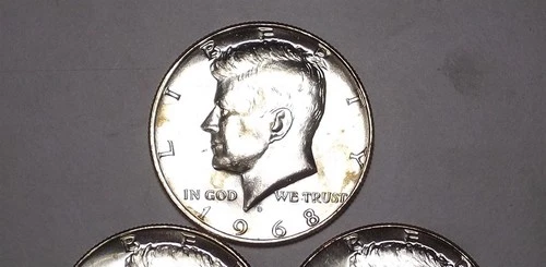 (1) 40% Silver Kennedy Half Dollar 1968 D, Circulated Coin, Lot #4 - 99¢ Start