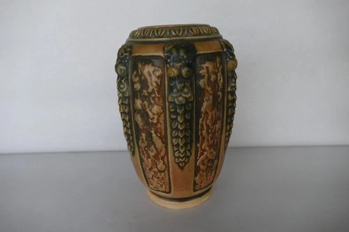 Antique Roseville art pottery Florentine 6 inch barrel vase