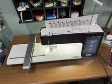 pfaff creative icon 2 sewing and embroidery  machine