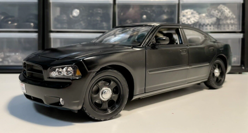 1:18 DODGE CHARGER UNMARKED POLICE CAR CUSTOM MADE 1OF1 - Afbeelding 1 van 7