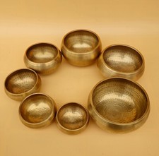 Beaten Singing Bowl Set of 7 - Tibetan & Himalayan Chakra Singing Bowls Collecti
