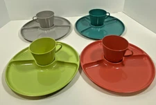 Steri-Lite Divided Plates & Cups Set Service for 4