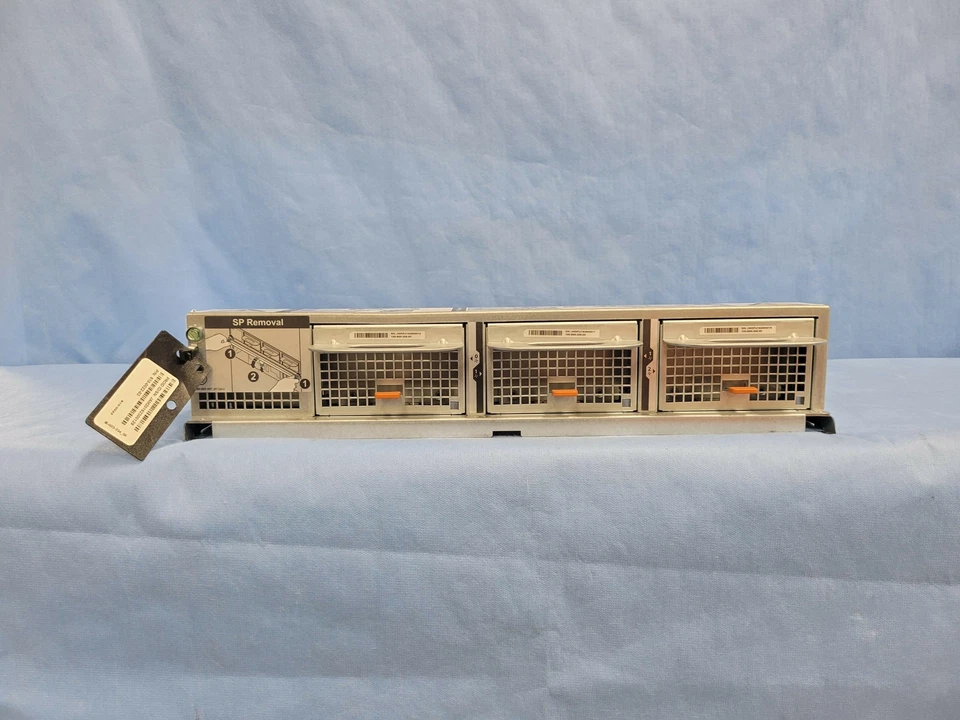 EMC Isilon Fan Cage Assembly w/ 3 x Fan Module for HD400 Series 100-569-318-01 - Image 2 of 4