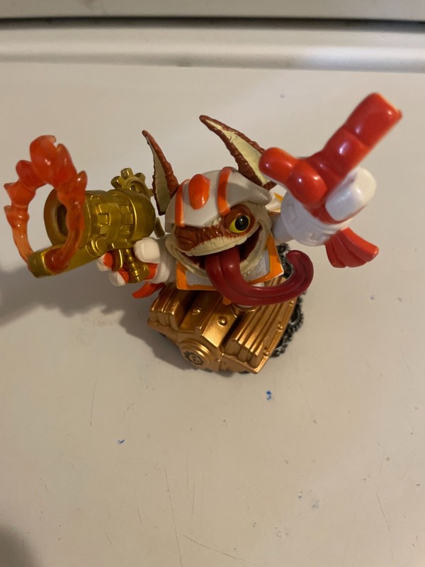 Double Dare Trigger Happy Skylander Complete Full Set