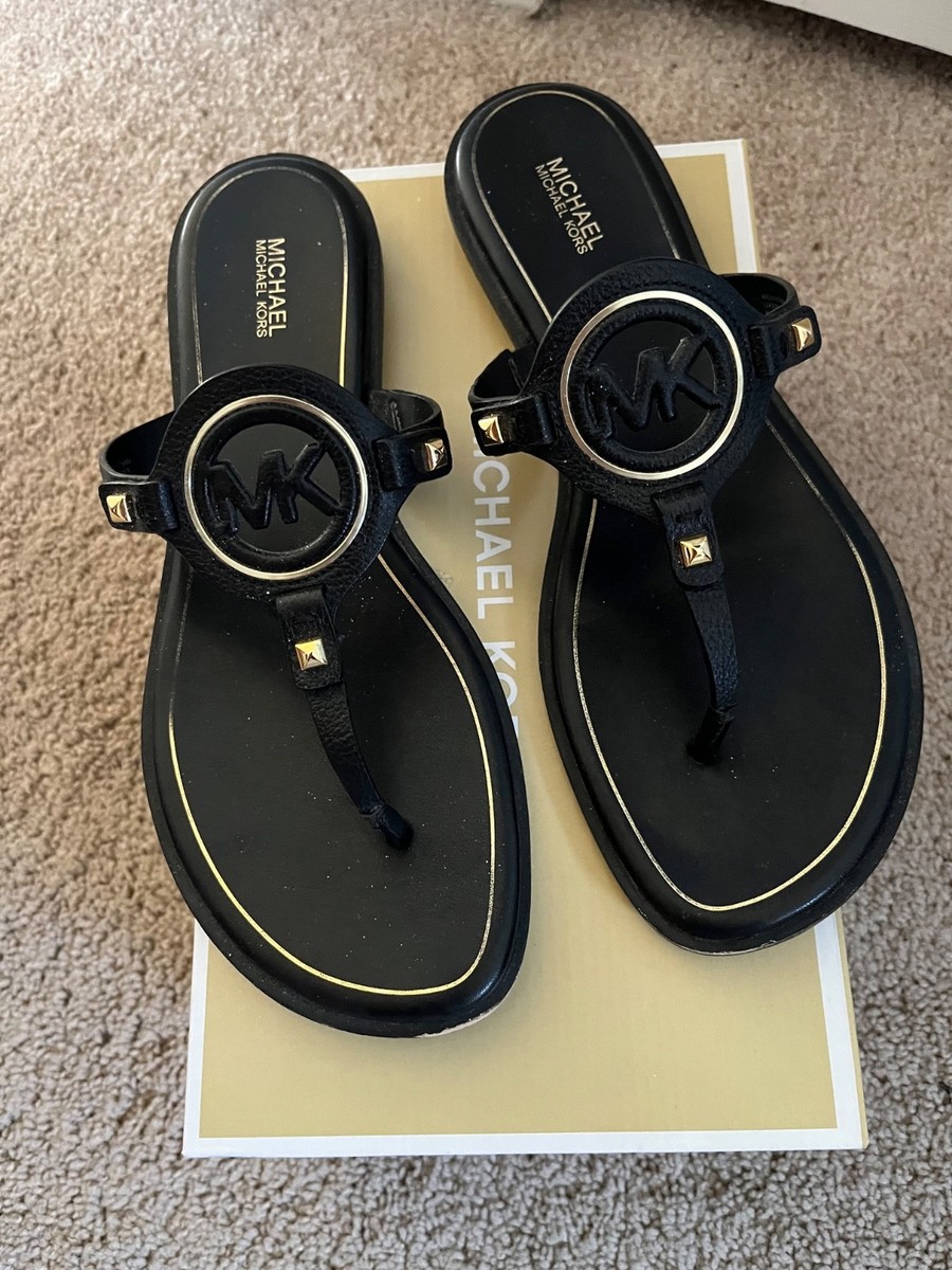 Michael Kors Aubrey Cut Out Thong Sandals Size 10