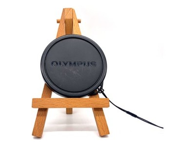 OM Digital Solutions GmbH Lens Cap 57mm Front Lens Cap