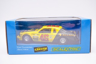 Scalextric 1:32 Autos Nascar C4088 Ford Thunderbird Allama #46 | H 813