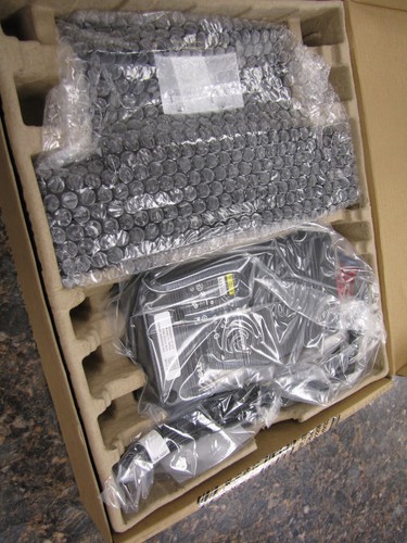 Dell 0R300F E-Port Plus USB 3.0 PR02X Replicator with Adapter - NEW in box - QTY - Afbeelding 6 van 6