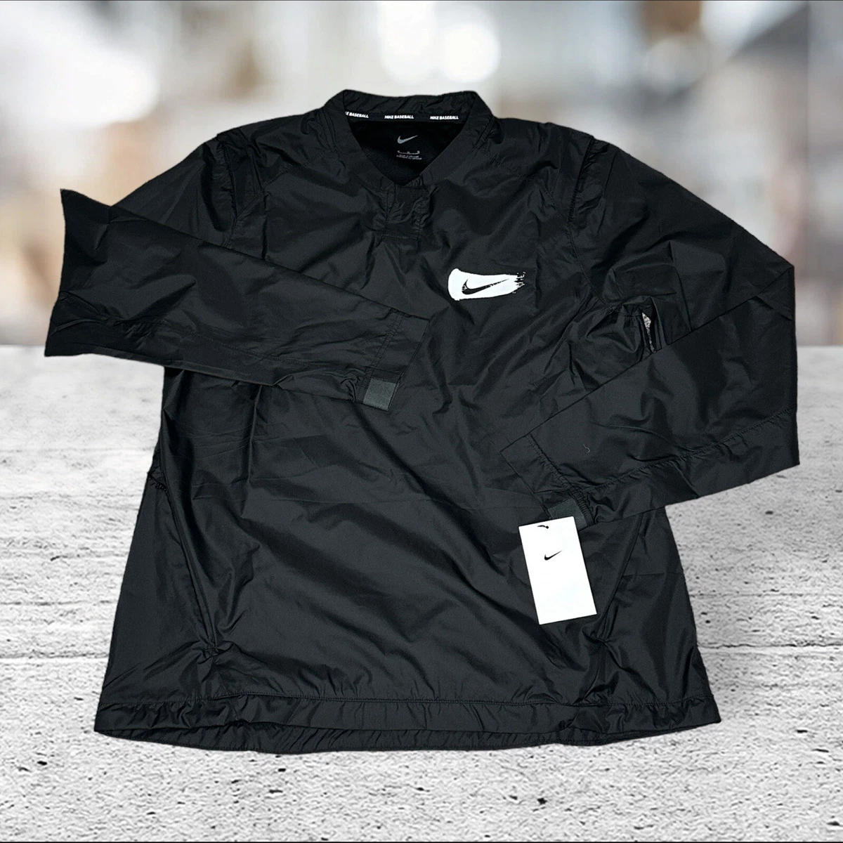 Nike windshirt sales