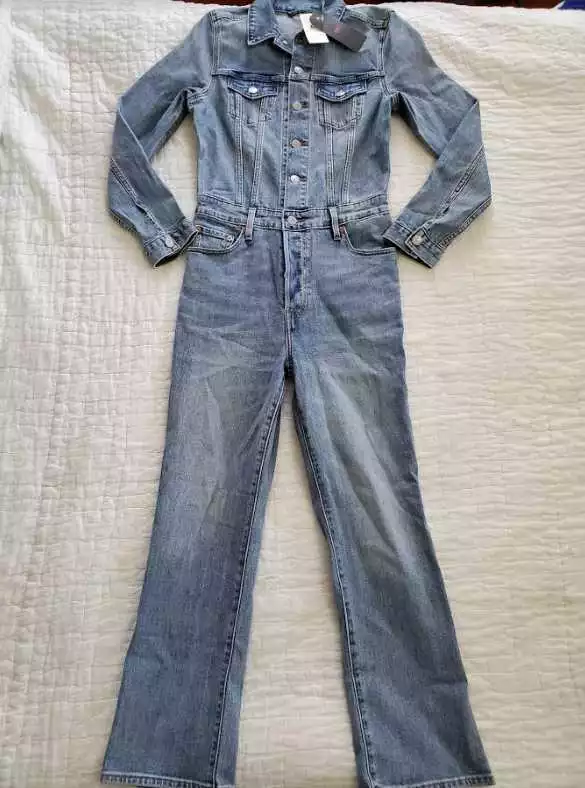 NEW WOMEN'S XS L LEVI'S KICKFLARE DENIM JEAN JUMPSUIT IN MEDIUM WASH  COVERALLS