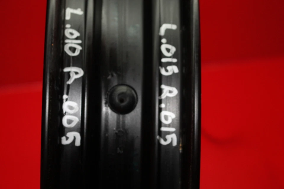 Llanta delantera Suzuki GS500F 09 2009 Foto 4 de 4