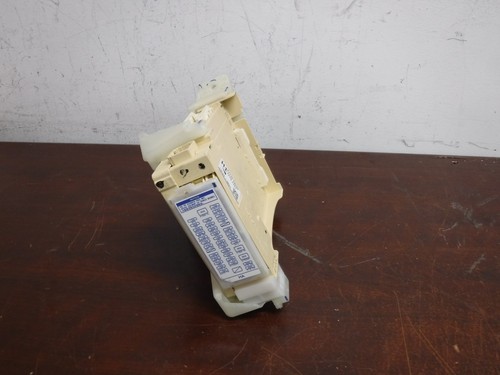 2011-2013 Toyota Sienna Multiplex Network Control Module 82730-08090 fuse panel - 第 1/10 張圖片