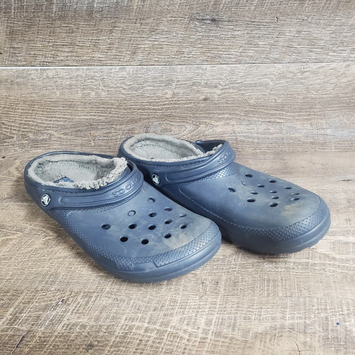 crocs with padding