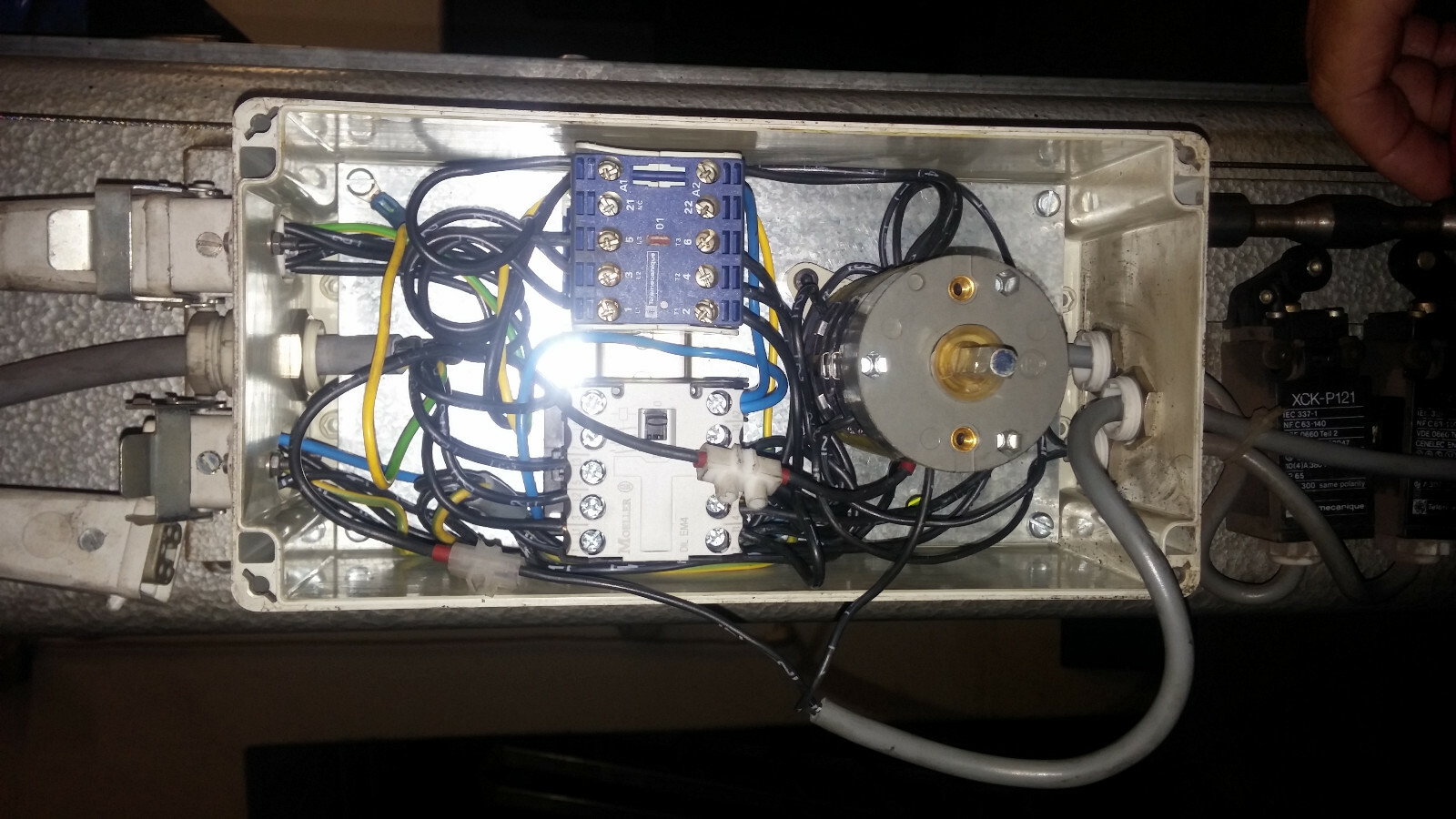 Picture 6 of 7