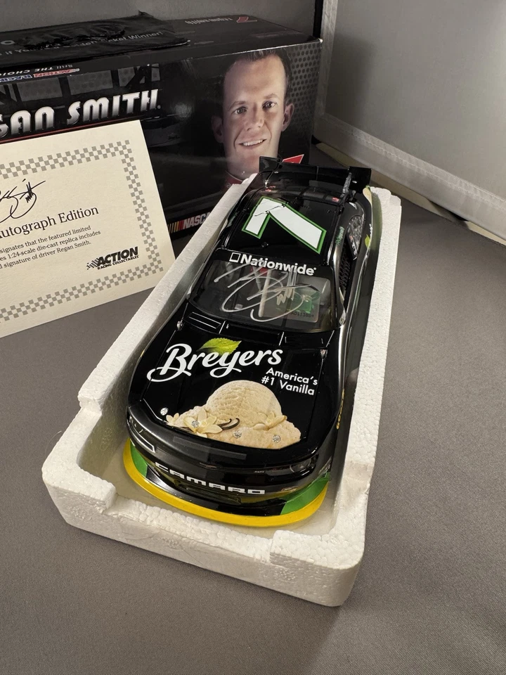 2014 Regan Smith #7 Breyers с автографом Camaro 1/24 - Изображение 2 из 4