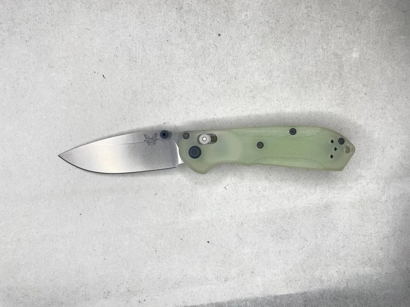 Benchmade 565-2101 Limited Mini Freek G10 Green (Jade) S90V Satin Folding Knife
