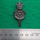 WW1 British Army The Yorkshire Dragoons Yeomanry Blackend Cap Badge