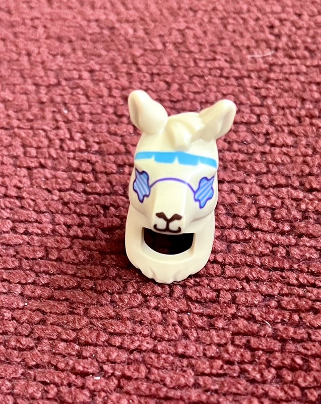 Lego Tan Minifigure Headgear Head Cover Costume Llama Head Neck Sunglasses *NEW*