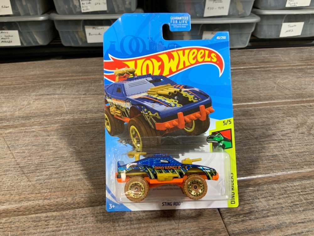 HOT WHEELS TREASURE HUNT STING ROD