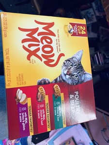 meow mix poultry and beef