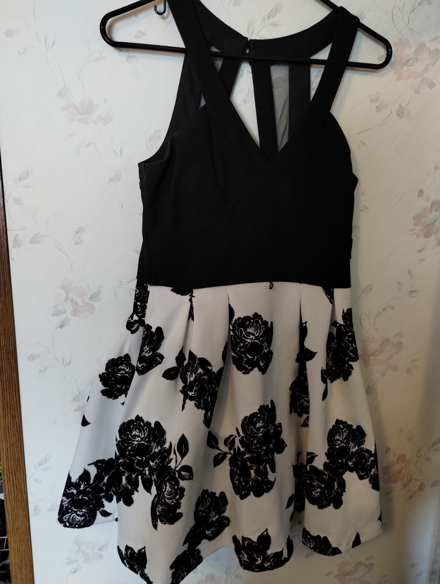 Crystal Doll Juniors Young Teen Girls Black White Floral Party - Main Image