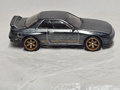 Hot Wheels 2020 Super Treasure Hunt Nissan Skyline GT-R R32 BNR32