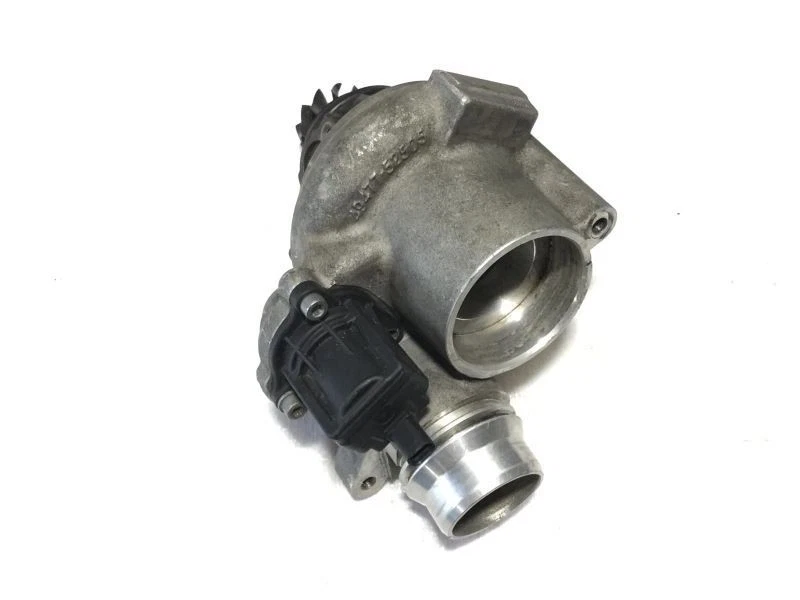 11657634486 Turbocompresor 2,0 L compatible con BMW 320i 24639 12-18 Foto 2 de 4