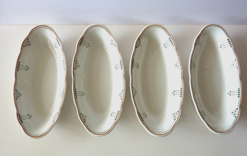 Oval Serving bowl O.P.CO Syracuse China Arrows Pattern